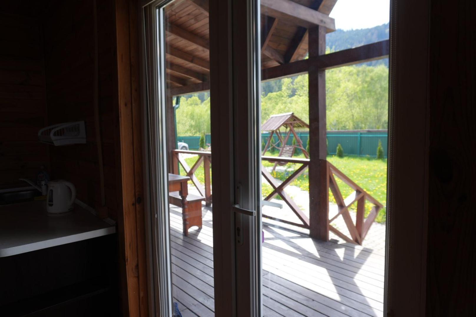 Veranda Mykulychyn Exterior foto